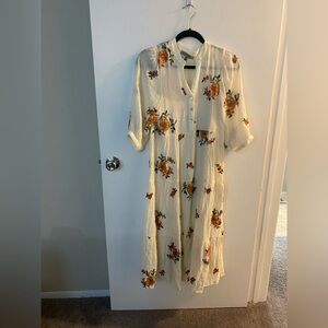 Figueroa and Flower Cream Tiered Style Dress with Floral Embroidery M w/ Slip